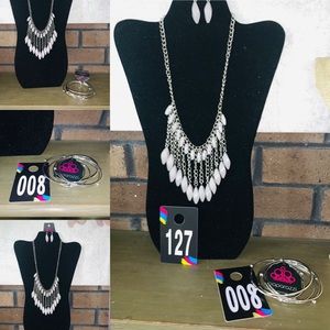 Paparazzi jewelry